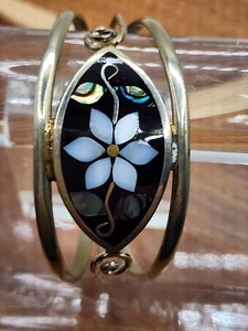 Mexico Alpaca Silver MOP Abalone Flower Inlay Cuff Bracelet - Picture 1 of 6