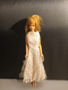 Muñeca FRANCIE pierna doblada Japón #1130 1965 rubia ceniza blanca tacones blandos Barbie - Imagen 1 de 5