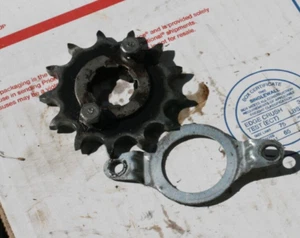 1986-2000 YAMAHA XT350 OEM SMALL SPROCKET # VIN 5Y1-001986 - Picture 1 of 2