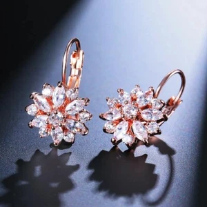 9K REAL ROSE GOLD FILLED FLOWER HOOP EARRINGS MADE WITH SWAROVSKI CRYSTALS HE33 - Picture 1 of 6