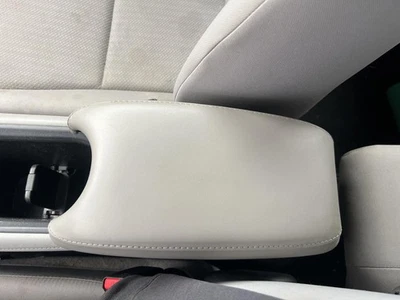 Used Front Lower Center Console fits: 2017 Honda Hr-v floor leather armrest AT C Foto 1 de 4