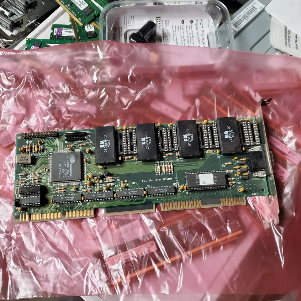 ISA video card - Cirrus Logic CL-GD5428-80QC  - Image 1 of 4