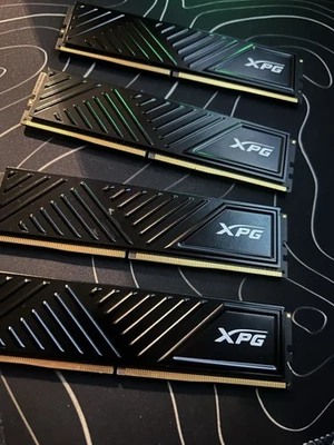 ADATA XPG GAMMIX D35 DDR4 RAM 32GB 3600mhz  (4x8GB) (No Original Box) - Image 1 of 2