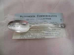 VINTAGE COMMERATIVE SPOON~PRESIDENTS~GEORGE WASHINGTON~WM. ROGERS - Picture 1 of 1