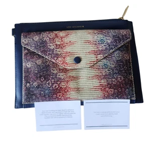 LOGO by Lori Goldstein Busta Pochette in Pelle con RFID, Colore Blu Mare - Foto 1 di 5