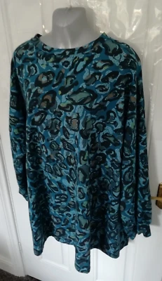 One Size Made in Italy Blue Green Brown Animal Print Lagenlook Sweatshirt Top - Image 1 of 4