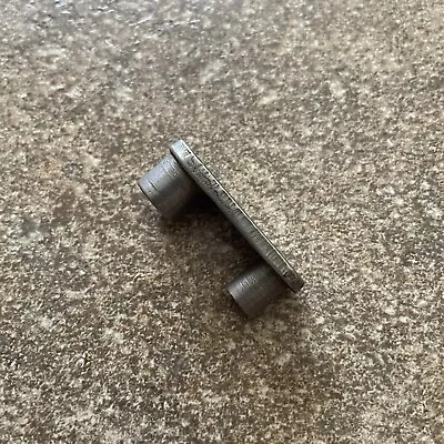 Singer Simanco USA 240125 Generic Lifting Bell Crank Link 111w155 - Image 1 of 3