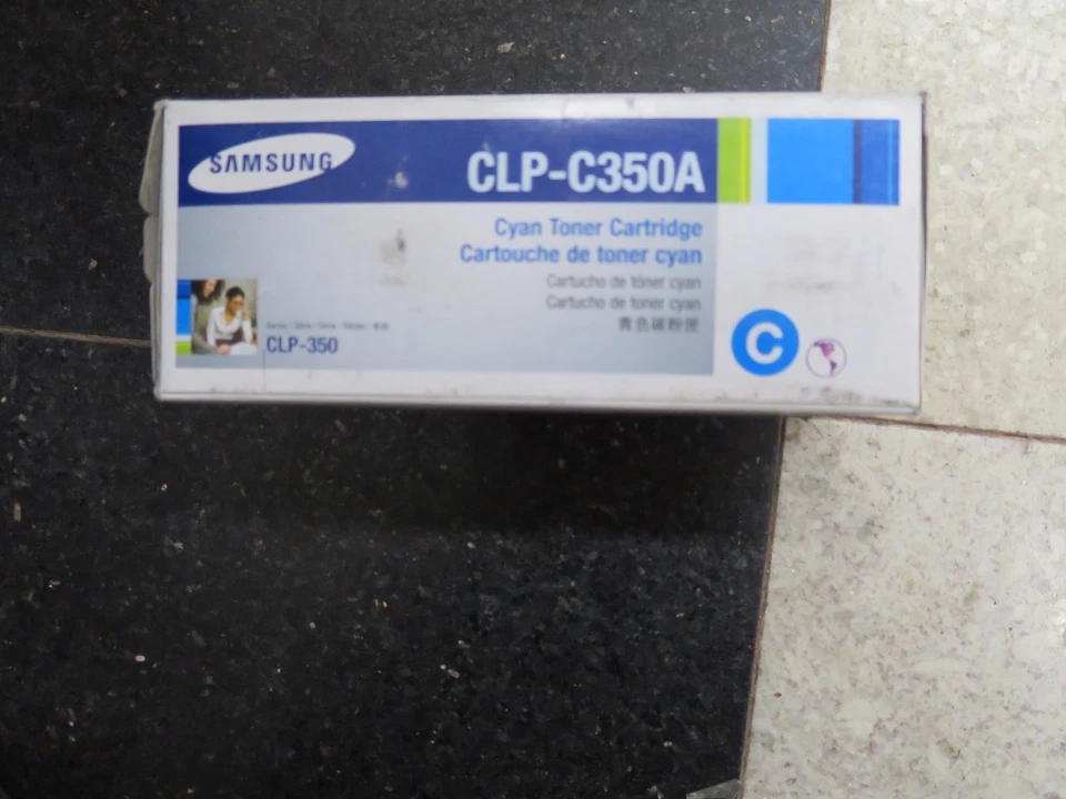 NEW GENUINE SAMSUNG CLP-C350A CYAN TONER CARTRIDGE FOR CLP-350 SEALED BOX - Image 1 of 1