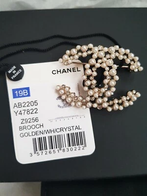 Broche prendedor Chanel otoño-invierno 2019 19B metal, perlas de vidrio y pedrería, nuevo con etiquetas  Foto 1 de 4