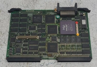 Placa de control de interfaz Nachi UM116C. Foto 1 de 4