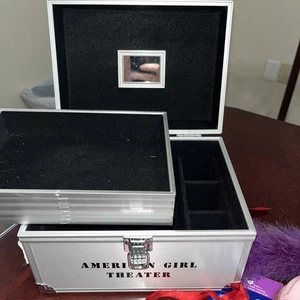 Bambola American Girl lotto misto accessori abbigliamento - Foto 1 di 13