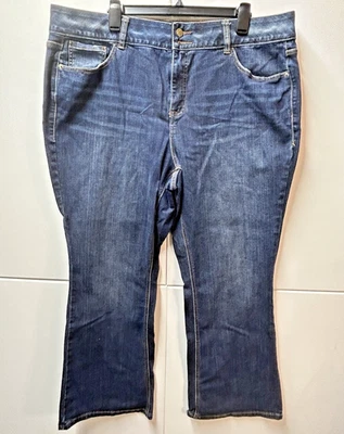 Pantalones de mezclilla Lane Bryant Tighter Tummy Technology corte bota elásticos azules para mujer 20 CORTOS Foto 1 de 4