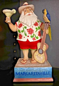 Jim Shore Margaritaville 2018 Just Another Day a Margaritaville - COSÌ COM'È - LEGGI - Foto 1 di 6