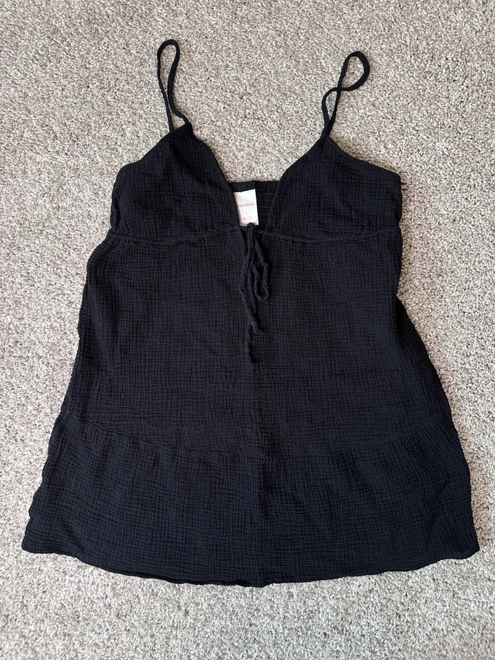Top de natación de gasa Xhilaration negro talla L sin mangas caprichoso playa Foto 1 de 3