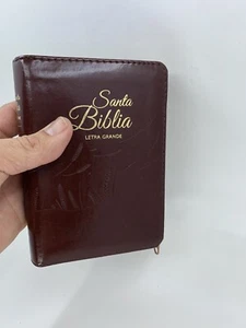 Biblia de bolsillo 9 puntos café : Con índice, cierre y palabras RV1960 - Picture 1 of 9