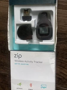 Fitbit Zip Activity Tracker Disply Model Steps Sleep Fitness New Batt **no Box - Picture 1 of 4