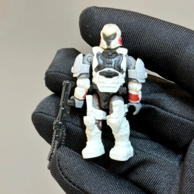 Rare Mega Bloks Construx Halo Heroes Series 1 Building action figure #01 - Image 1 of 2