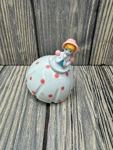 Statuina vintage Disney Burger King Cenerentola con gonna a pois rosa - Foto 1 di 5