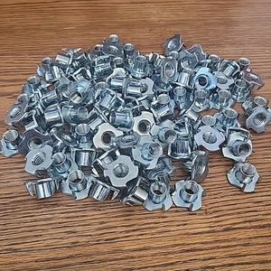 (800 QTY) 3/8"-16 x 7/16" - 4 PRONG- TEE NUTS (T Nuts) ZINC - Picture 1 of 4