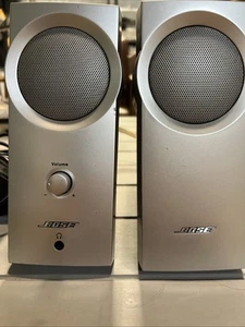 Haut-parleurs multimédias Bose Companion 2 Series II avec cordon d'alimentation / câble audio TESTÉ - Photo 1/2