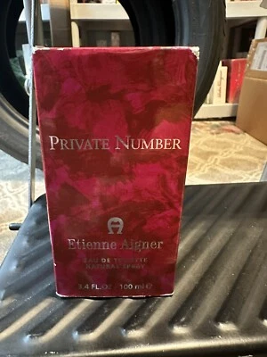 Private Number por Etienne Aigner Eau De Toilette Spray 3.4 OZ (Mujeres) Foto 1 de 2