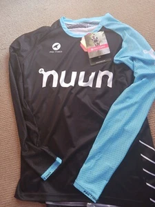 PACTIMO X NUUN Women’s Size S - Short Sleeve -Jersey Color Black/Light Blue NWT - Picture 1 of 4