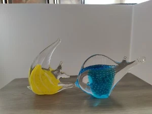 Art Glass Yellow & Blue Fish In Excellent Used Condition - Picture 1 of 13