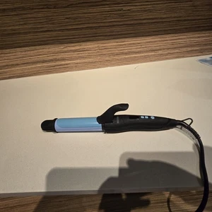 Bio Ionic Nano Ionic 3-in-One Styling Iron. - Picture 1 of 6