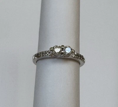 Kay Jewelers Ever Us Diamond Ring 0.40 ctw Round-cut 14K White Gold Ring  Size 8 - Image 1 of 4