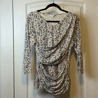 Cabi The Shore Doble Cortina Estampado Animal Manga 3/4 Talla L Ropa de Trabajo Elástica Talla L Foto 1 de 4