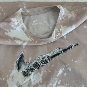 NWOT THE NIKE TEE DRYFIT RUNNING DIVISION Size S Mens Foot Bones Swoosh Splatter - Picture 1 of 7