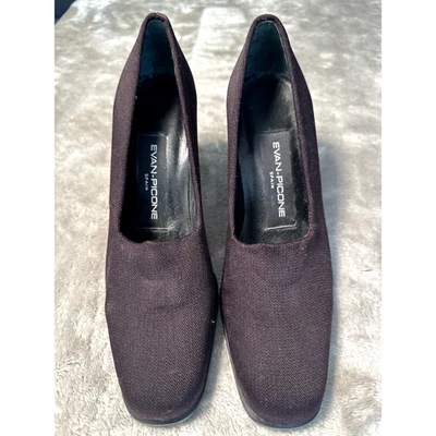 Evan Picone Vintage Brown Fabric Square Toe Block Heels Size 6.5 Y2K 90s Office - Image 1 of 4