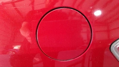 2009 Honda Fit Fuel Filler Door Red Used OEM 177.HO1F09 171K Miles Foto 1 de 4
