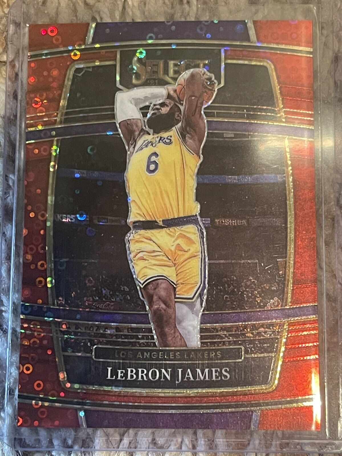 2021-22 Select LEBRON JAMES Concourse Red Disco PRIZM LAKERS  11/49