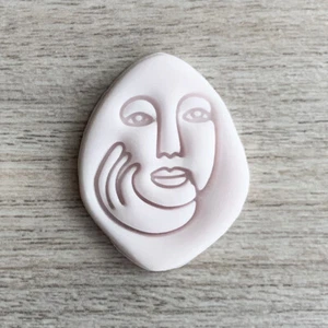 Abstract Face 2 Embosser Stamp For Fondant Polymer Clay Cookies Ceramics Soap - Picture 1 of 2