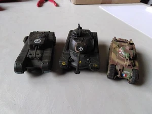3 Modelle Panzer Militärfahrzeuge Weltkriege Keine Markung Metall/Kunstst. - Bild 1 von 14