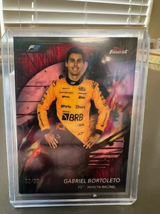 2024 Topps Finest Formula 1 Gabriel Bortoleto comune rosso nero vapore /20 #28 - Foto 1 di 2