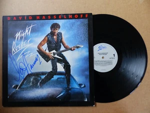 DAVID HASSELHOFF signed Autogramm signiert "NIGHT ROCKER" Vinyl Schallplatte LP - Bild 1 von 7