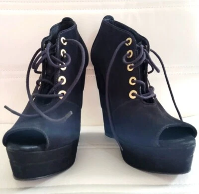 Diane von Furstenberg черная замша шнурует вверх заглянуть носок платформе ботинок на танкетке, размер 7. - Изображение 1 из 4