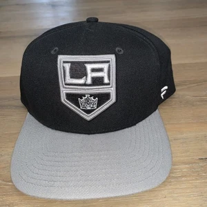 Los Angeles Kings Fanatics Mütze lizenziert NHL grau/schwarz Einheitsgröße Snapback Cap neu mit Etikett - Bild 1 von 11