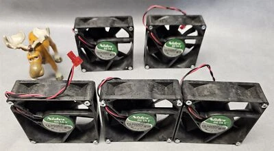 Ventilador de refrigeración Nidec TA300DC Beta V C33411-16 24VDC 0,13 amperios lote de 5 Foto 1 de 4