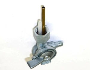 YAMAHA DT80 H/J/K 1981-1983 Fuel Petcock Gas Tank Switch Shutoff Valve Shut-Off - Picture 1 of 3