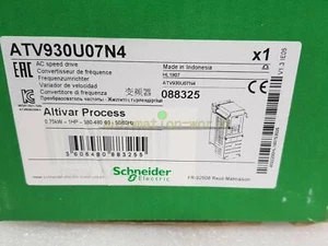 ONE New in box ATV930U07N4 0.75KW Inverter - Picture 1 of 1
