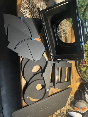 Redrock Micro Matte Box Professional Cinema with 3x Filter trays + Donut set  - Image 1 of 3