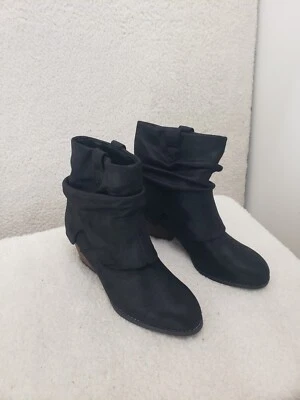Botas de mujer Bella Vita 10W negras P de cuero holgadas al tobillo tacón bloque zapato Foto 1 de 4