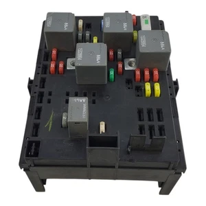 04-07 Buick Rendezvous Fuse Box Junction OEM 15269735 - Picture 1 of 3