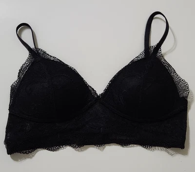 Vanity Fair Womens Bra Size M Black Lace Wireless Adjustable Strap 71070 - Image 1 of 4
