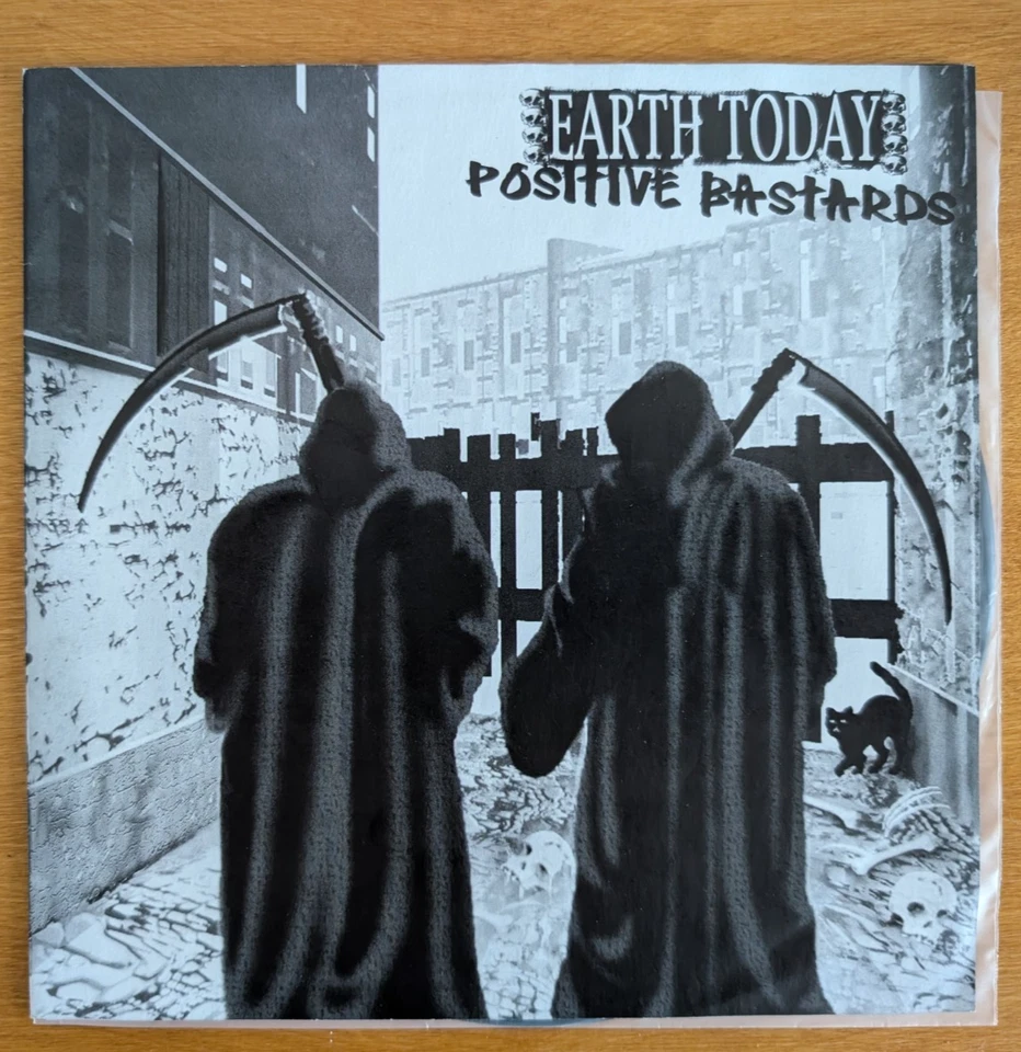 Earth Today / Positive Bastards – Split EP - Vinyl 7' Finnish Crust Grind Punk - Bild 1 von 3