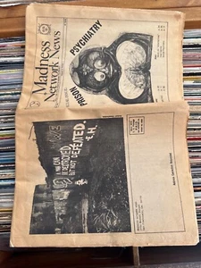 Madness Network News Vol 2 #5 Dec 1974 Prison Psychiatry Feminist Interest - Foto 1 di 4
