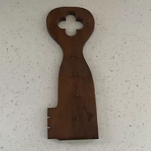 Vintage Mid Century Key Shaped Wood Key Holder Wall Hanging Rack - Picture 1 of 5